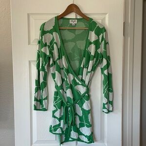 Diane Von Furstenberg Green Knit Top